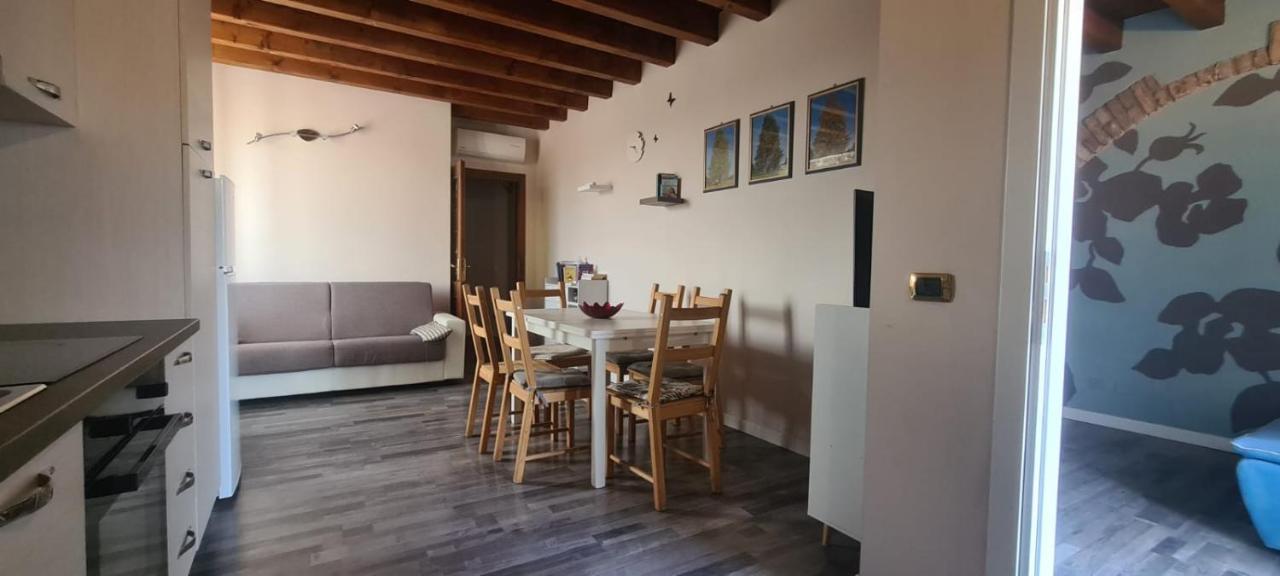 Hotel Garda Family House Desenzano del Garda Exterior foto
