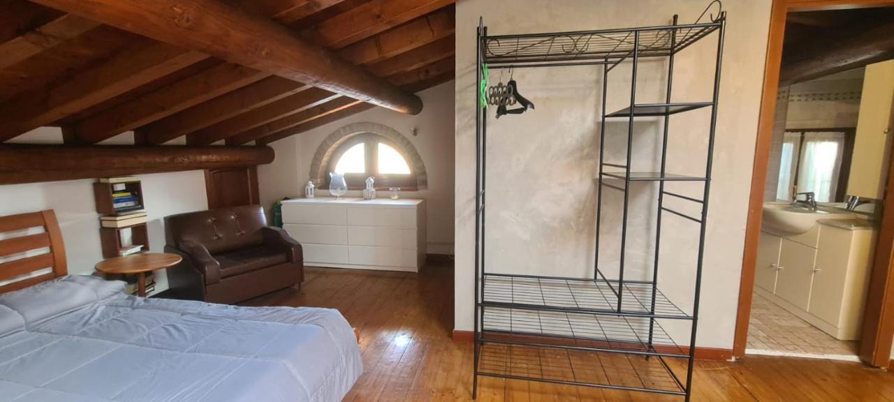 Hotel Garda Family House Desenzano del Garda Exterior foto